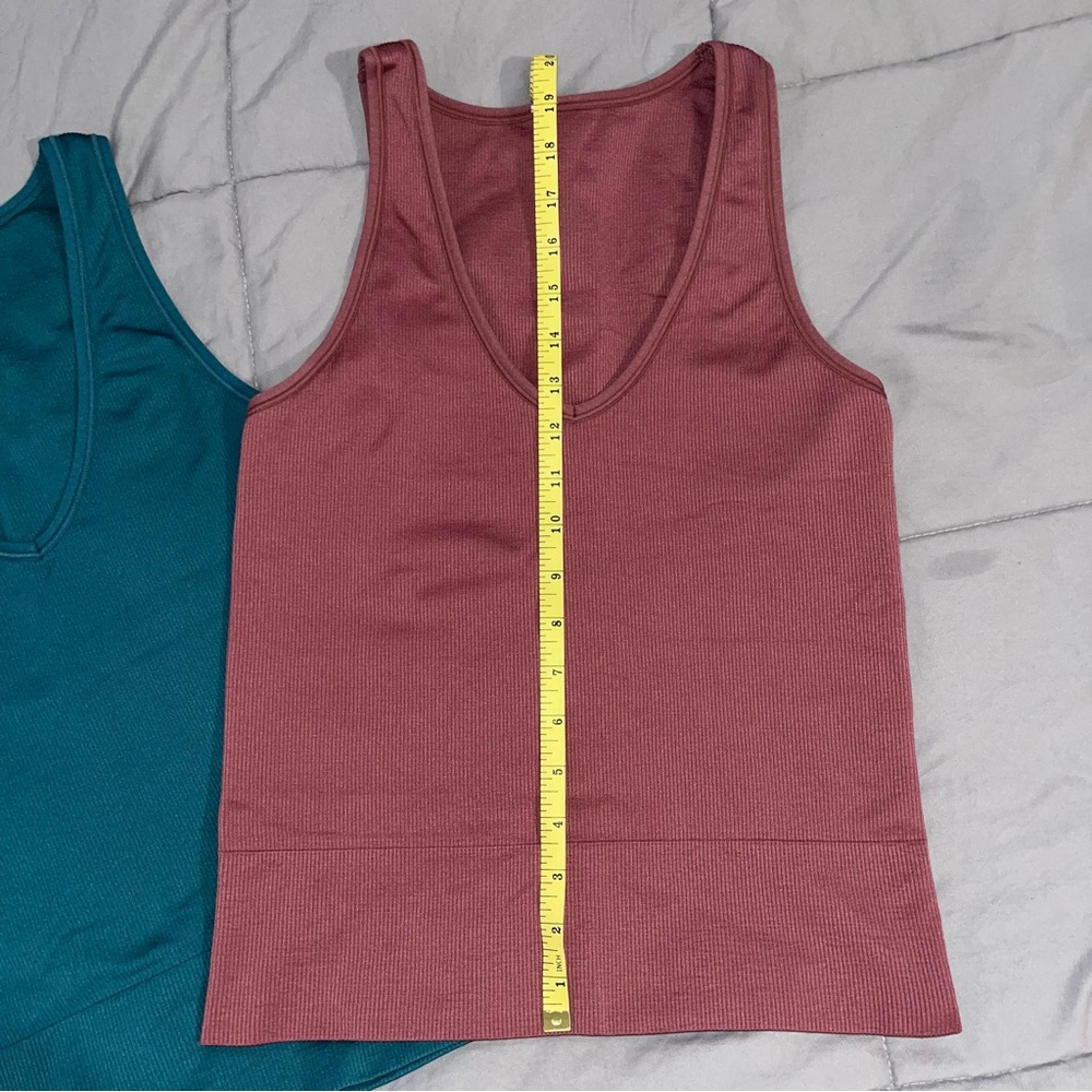 Athleta Aurora Seamless Tank Bundle - Picture 6 of 7
